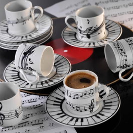 Hermia Juego de Tazas de Café y Platillos de Porcelana Blanco y Negro (12 piezas)